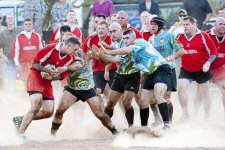 Premiership: Leaders Bath pushed hard by resolute Exeter Chiefs