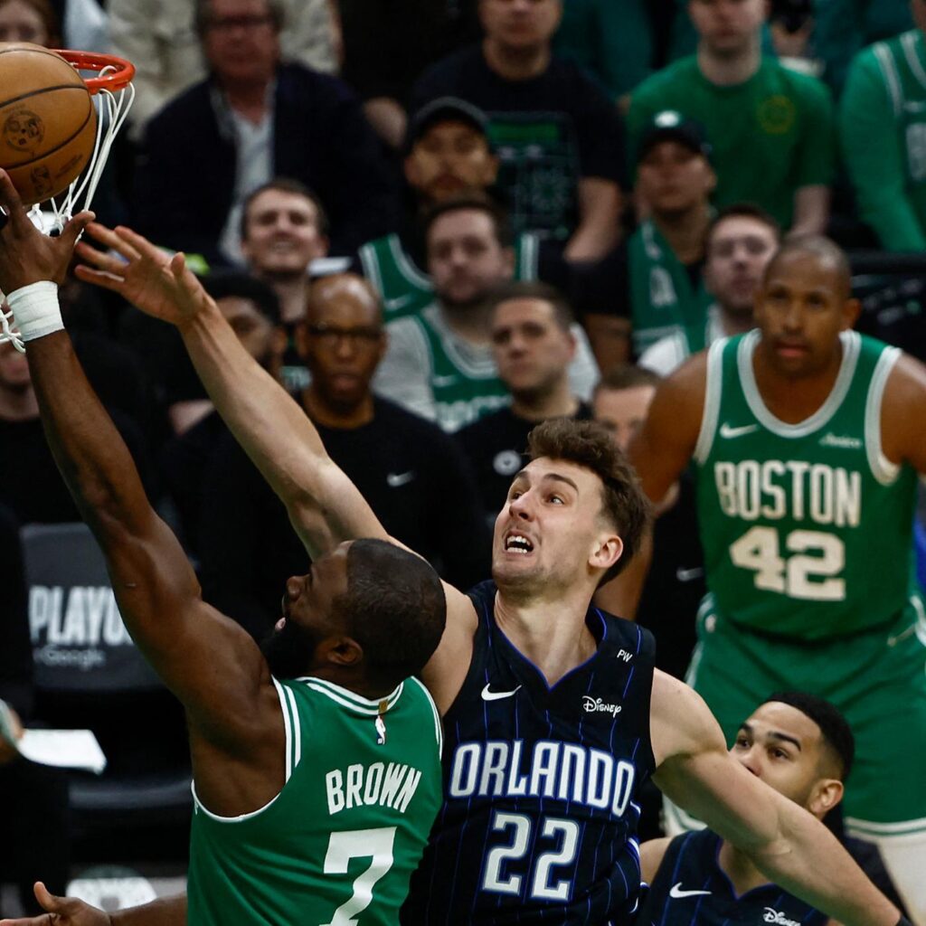 Orlando Magic Soar to Victory Over Atlanta Hawks, Clinching Back-to-Back Playoff Berths!
