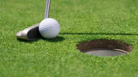 Conquer Your Short Putts: 4 Game-Changing Tips for Success!