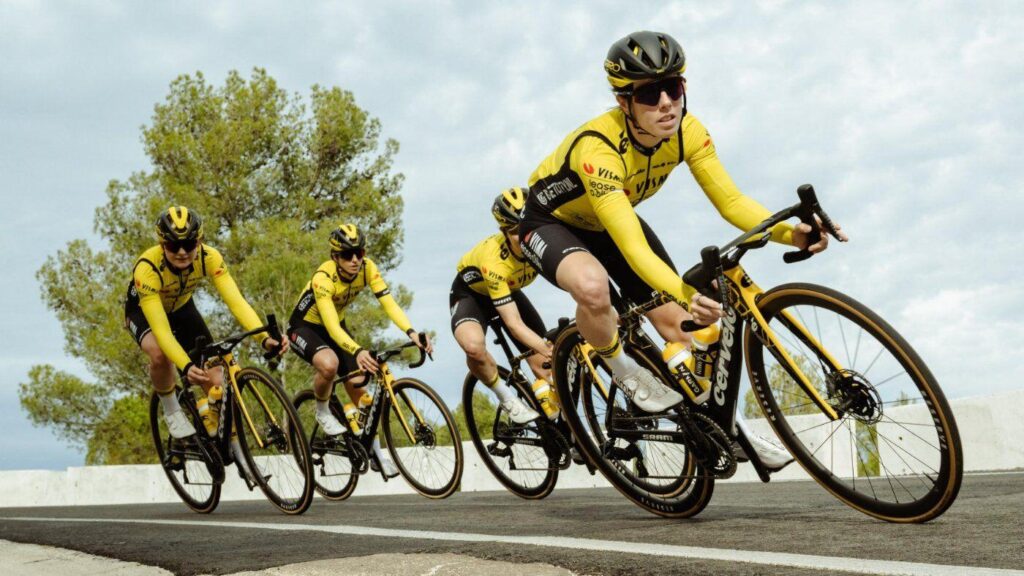 Team Visma | Lease a Bike Women Welcomes Rising Stars Wolff and Chladoňová!