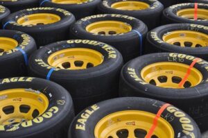 Brad Keselowski’s Heartbreaking Crash: Tire Blowout Strikes During Intense Kansas Race