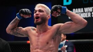 Serhiy Sidey Dominates Cameron Smotherland in Thrilling Decision Victory – UFC Des Moines Highlights!