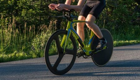 UCI Sets Bold 2025 Agenda: Sustainability, SafeR Initiatives, and Women’s ProTeams Take Center Stage