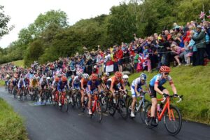 Women’s Peloton Smashes Speed Record with Lightning-Fast WorldTour Stage at UAE Tour
