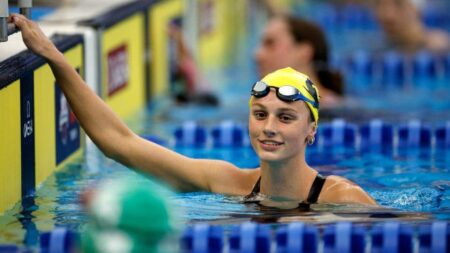 16-Year-Old Sensation Smashes Michael Phelps’ Record at 2025 US Swimming Championships
