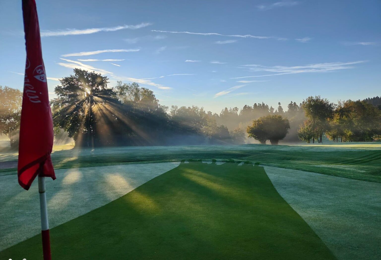 Golf Course Introduces Innovative New Feature to Brighten Rainy Days