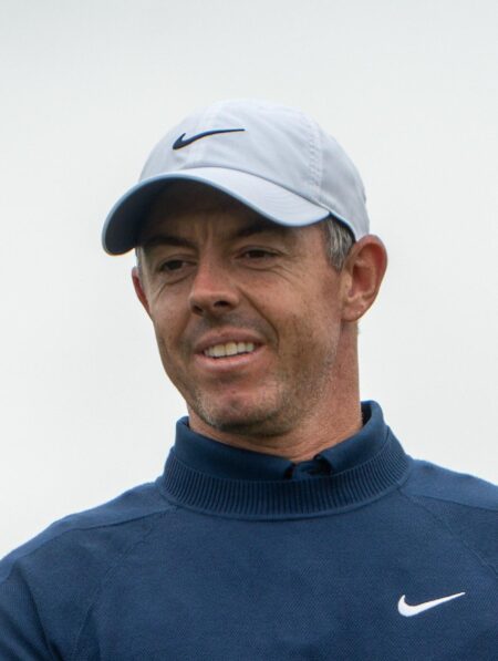 Rory McIlroy’s savvy play kept him in the hunt while you were sleeping – GOLF.com