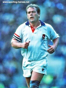Jeff Probyn Calls on Steve Borthwick to Rethink England Squad Strategy