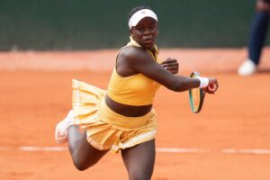 Stunning Upset: Mboko Shocks Top Seed Gauff in Just Over an Hour!