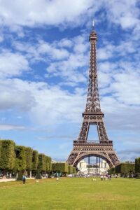France Triumphs in Thrilling Battle Against Tenacious Italy
