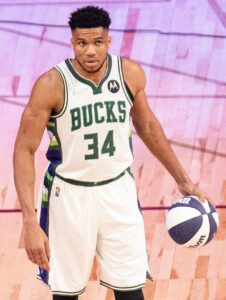 Bucks Swiftly Address Latest Giannis Antetokounmpo Developments