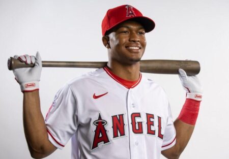 Angels Mount Thrilling Late Comeback to Defeat Astros