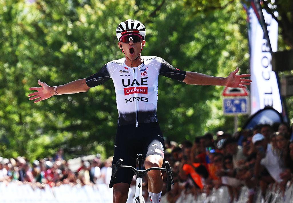 Isaac del Toro Triumphs in Thrilling Breakaway Sprint Victory