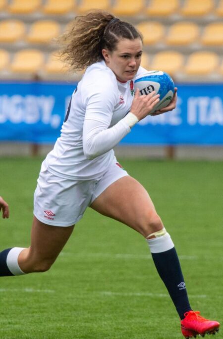Absolutely Audacious! Kildunne Ignites the Field with Two Stunning Tries for England