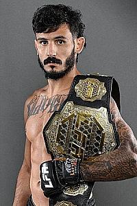 Lerryan Douglas’s Incredible 2025: Jaw-Dropping KO, UFC Contract Win, and Celebrating a Baby Girl This December