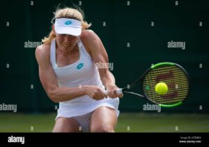 Against All Odds: Alexandrova Shatters Expectations to Enter the Top 10 at Nearly 31!