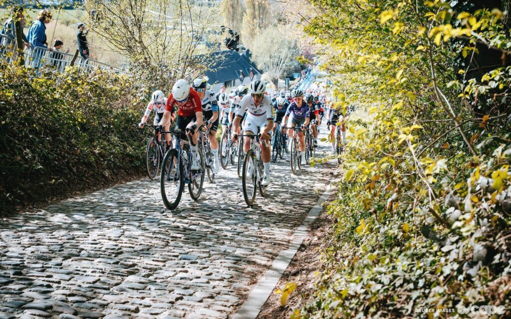 Unveiling the Complete Start List for the 2025 Tour of Flanders Women’s Race!