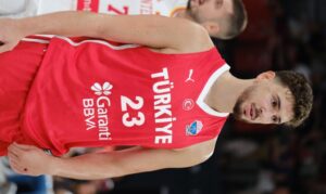Alperen Şengün Shines with a Complete Offensive Showcase in Rockets’ Preseason Opener