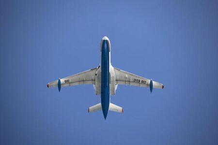 Kozak Dazzles with Electrifying 200 Free Win