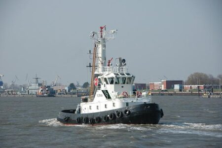 Florian Wellbrock and Moesha Johnson Crowned World’s Top Open Water Swimmers of the Year