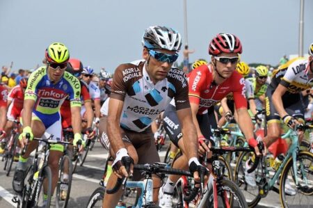 Harshita Jakhar Breaks Barriers as the First Indian Woman to Race in Tour de France Femmes 2026